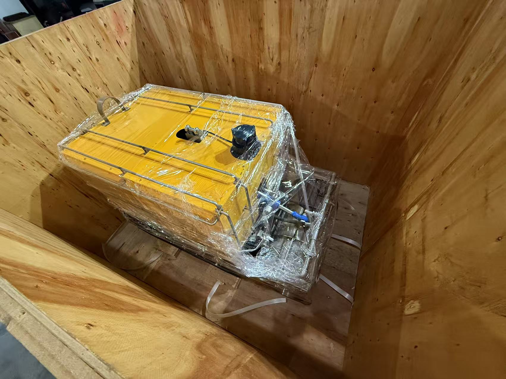 683968772806c.jpg 683968772806c.jpg